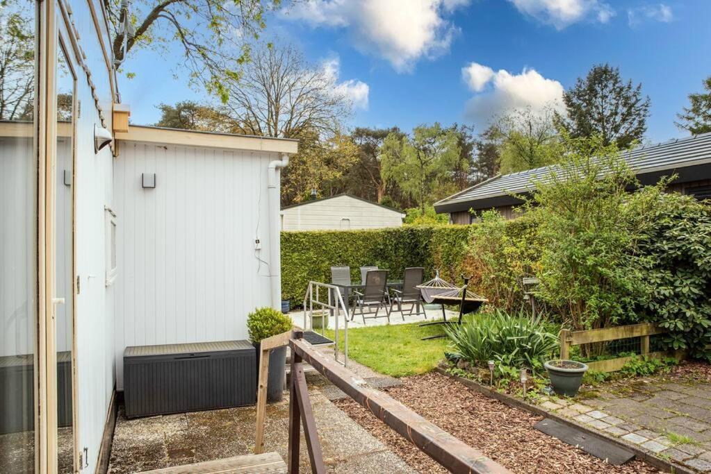 Knus Huisje Op Kindvriendelijk Park Met Zwembad Otterlo Exterior photo
